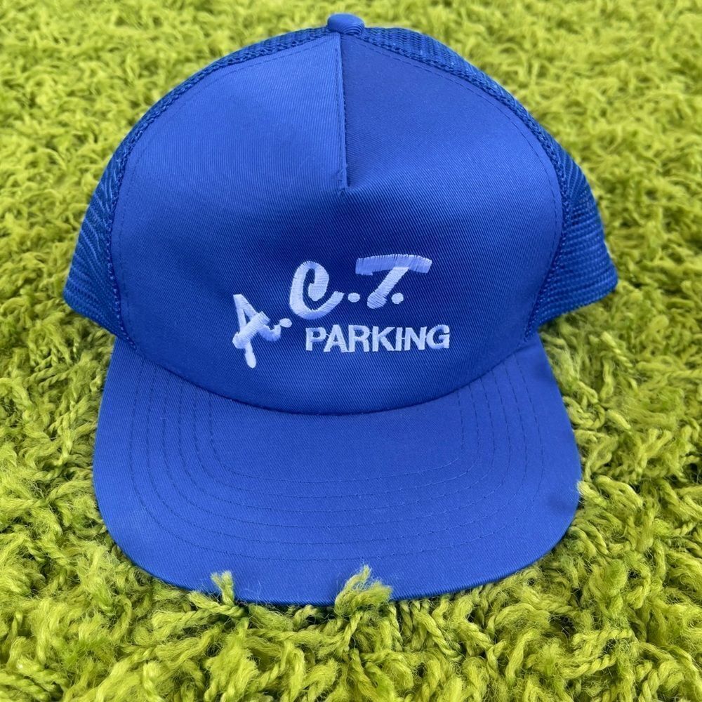 VINTAGE TRUCKER HAT 90’S